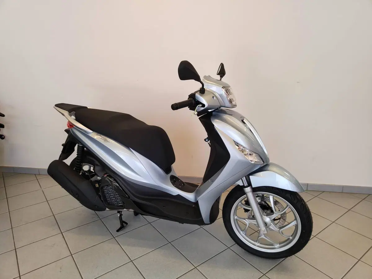 Piaggio Medley 125 (2025 - 26) (5)