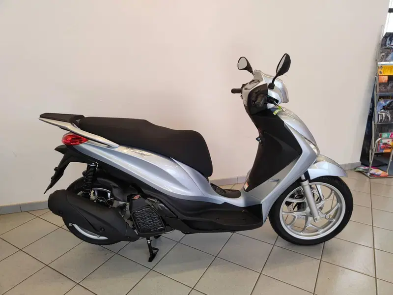 Piaggio Medley 125 (2025 - 26) (6)