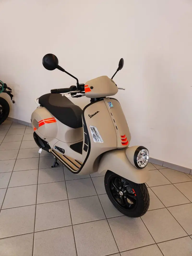 Vespa GTV 310 (2025 - 26) (3)