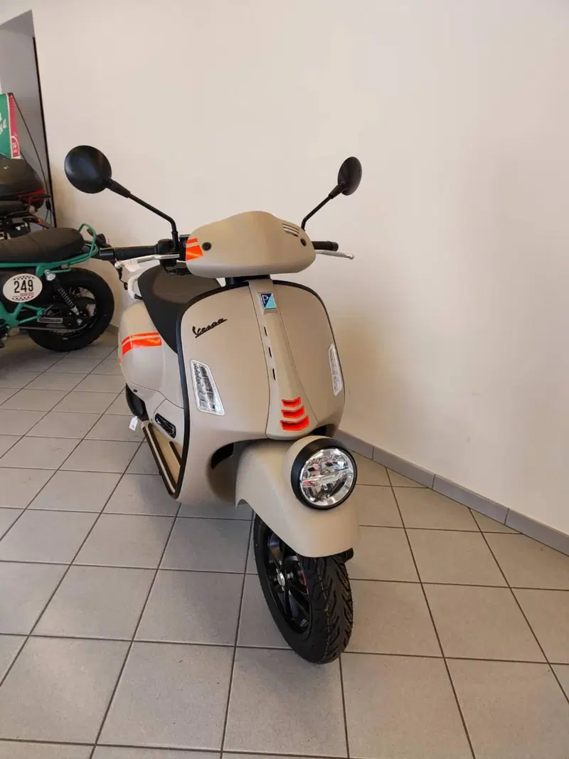 Vespa GTV 310 (2025 - 26) (4)