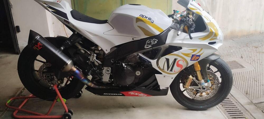 Aprilia RSV4 Factory (2009 - 12)