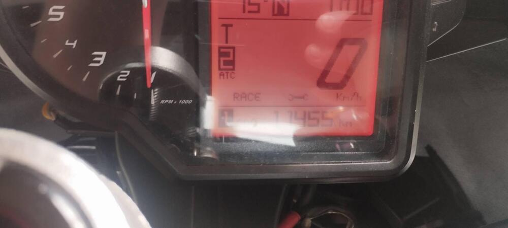 Aprilia RSV4 Factory (2009 - 12) (3)
