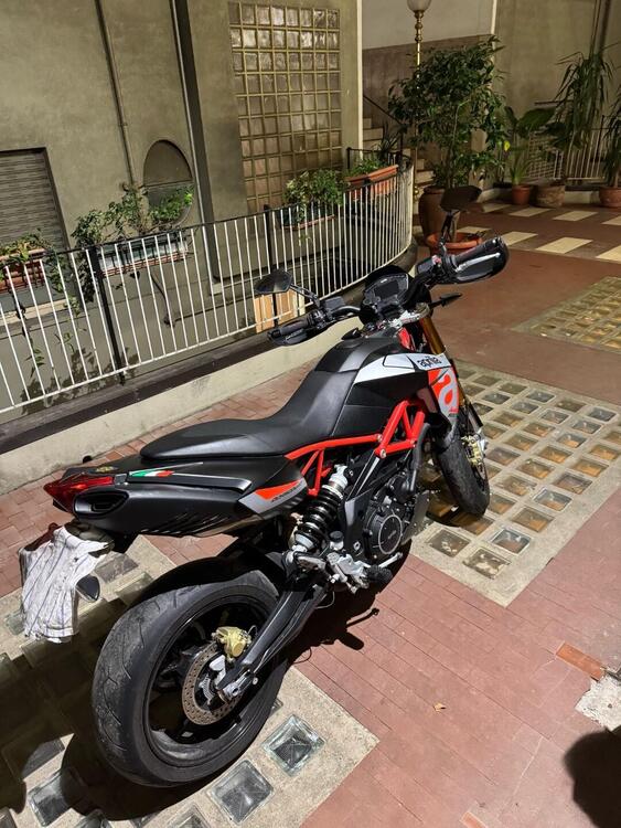 Aprilia Dorsoduro 900 (2017 - 20)