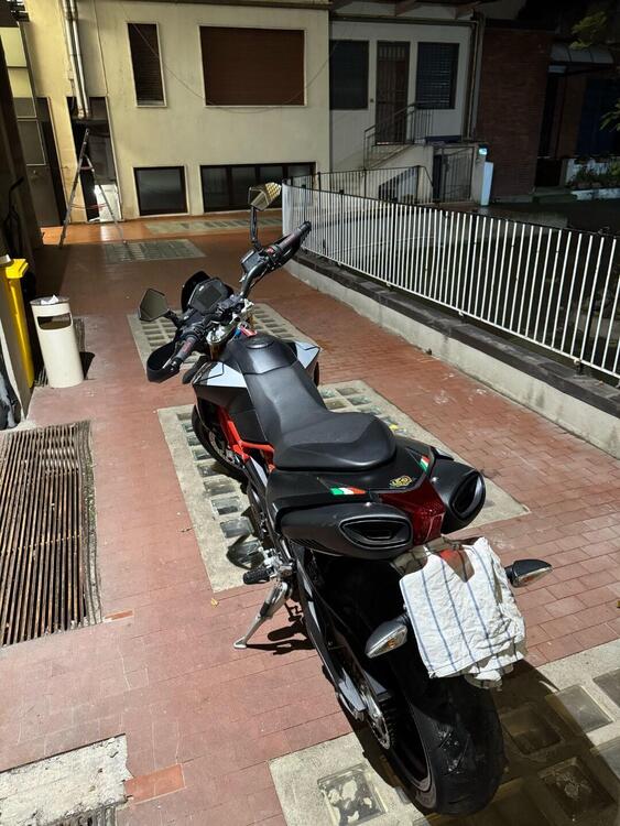 Aprilia Dorsoduro 900 (2017 - 20) (3)