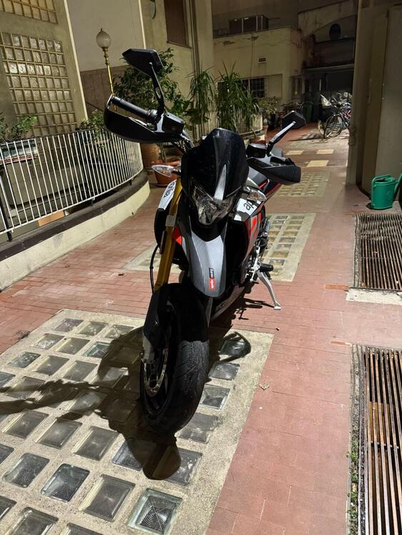 Aprilia Dorsoduro 900 (2017 - 20) (5)