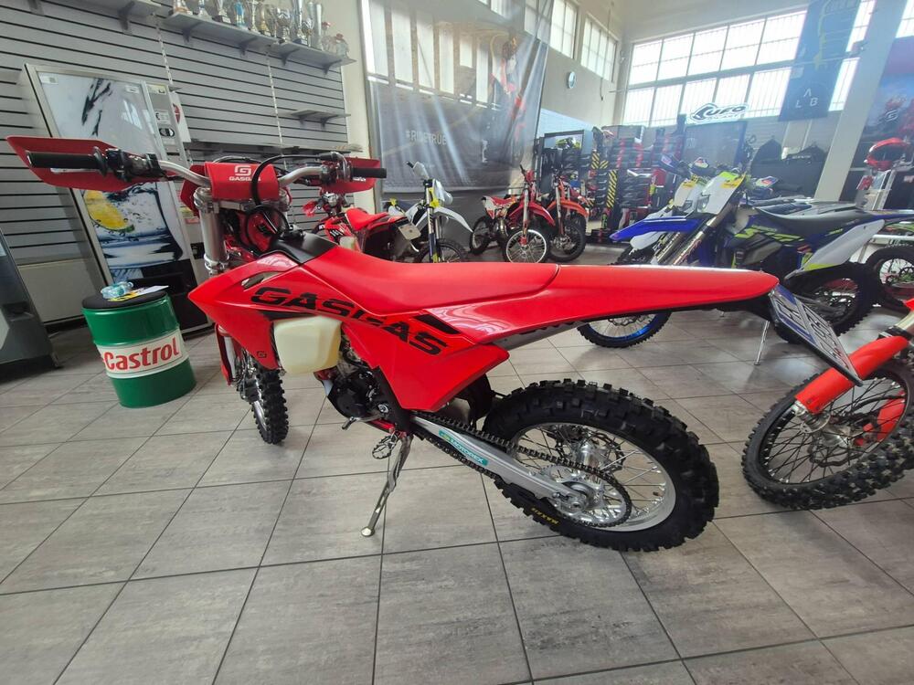 GASGAS EC 250 F (2025) (2)