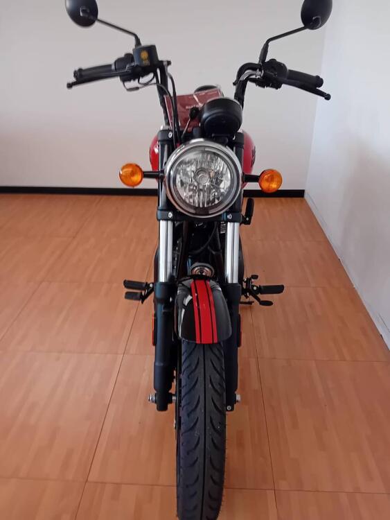 Royal Enfield Meteor 350 Fireball (2021 - 25) (3)