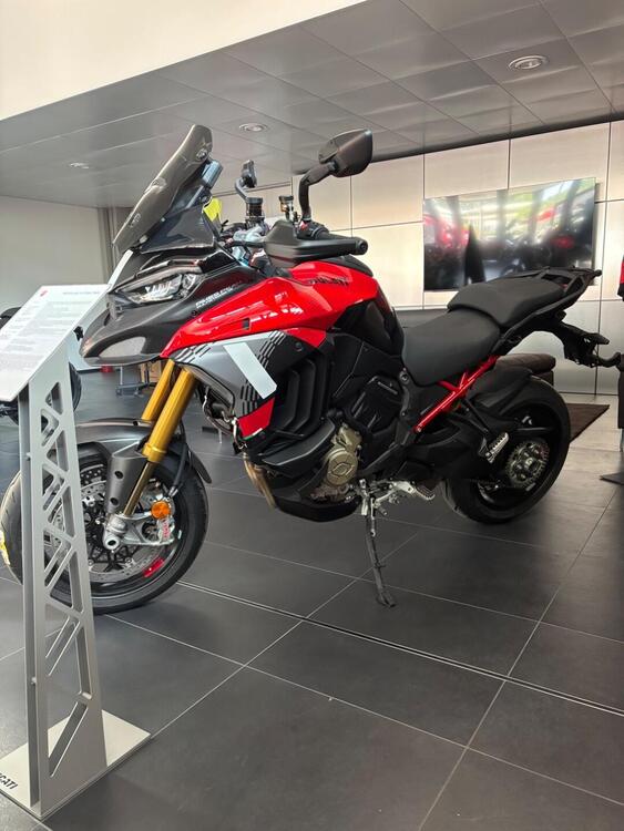 Ducati Multistrada V4 Pikes Peak (2021 - 24) (3)