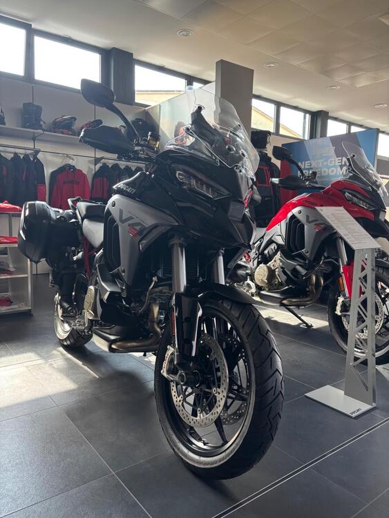 Ducati Multistrada V4 S (2025) (2)