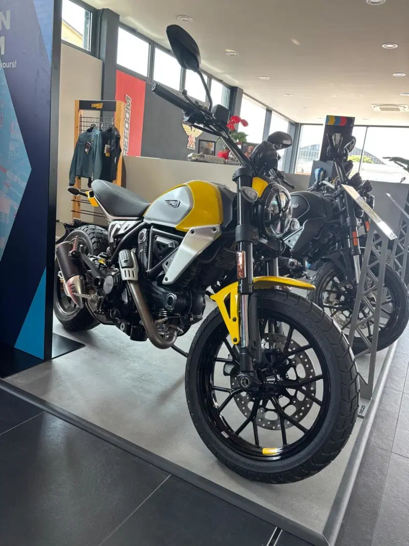 Ducati Scrambler 800 Icon (2023 - 24) (2)