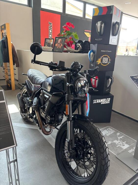 Ducati Scrambler 800 Nightshift (2023 - 25) (2)