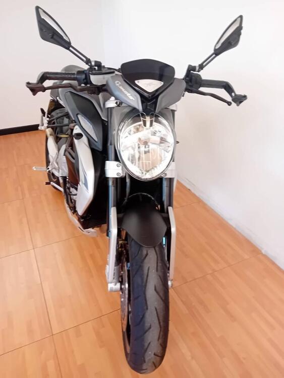 MV Agusta Dragster 800 (2014 - 19) (4)