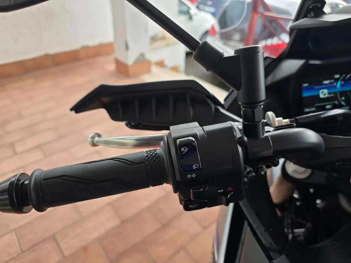 Yamaha Tracer 7 GT (2021 - 24) (10)