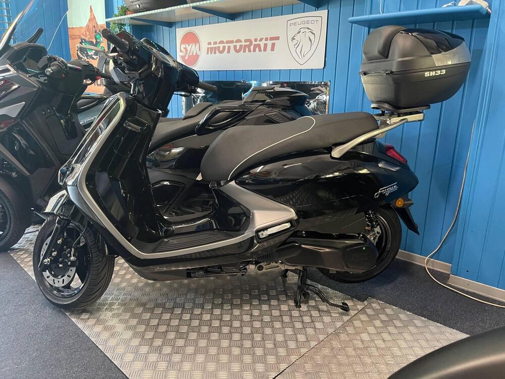 Sym Fugue 125 (2025)