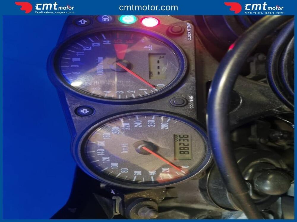 Kawasaki Ninja 600 ZX-6R (2000 - 02) (5)