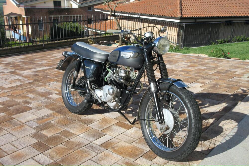 Triumph T100 C (2)