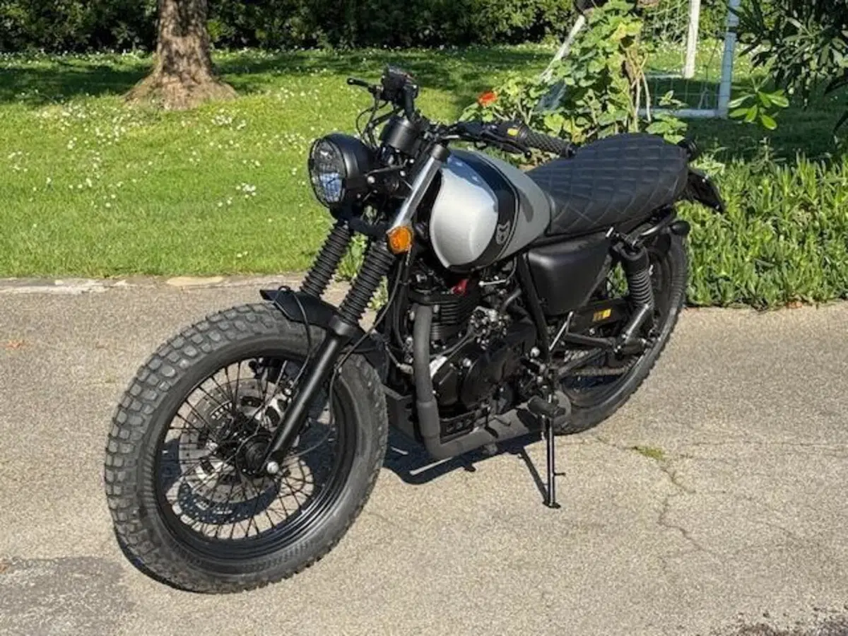 Mutt Motorcycles RS-13 250 (2021 - 25) (15)