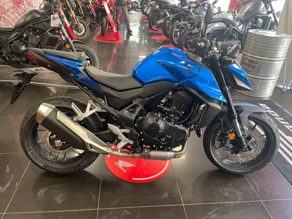 Honda CB 750 Hornet (2025)