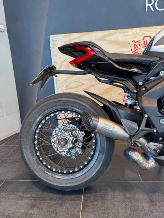 MV Agusta Dragster 800 RR SCS (2021 - 25) (3)