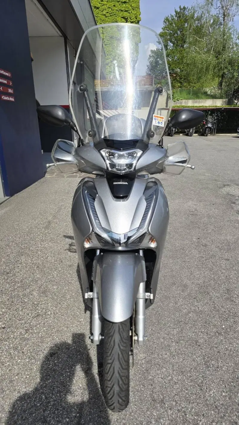 Honda SH 150i (2017 - 19) (2)