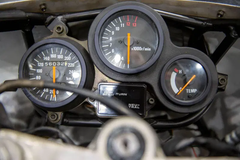 Suzuki RGV 250 (1989 - 97) (19)