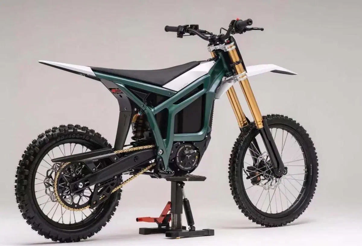 Talaria punta in alto e arriva la Komodo: 32 KW di potenza e soltanto 98 kg a 7.390 euro (14)