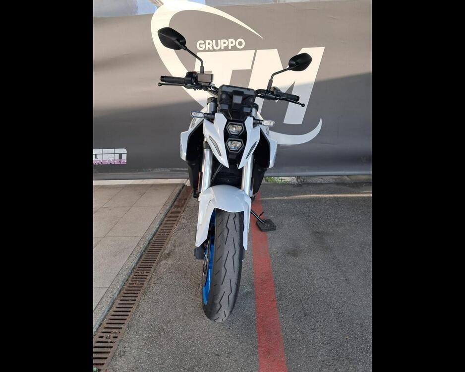 Suzuki GSX-8S (2023 - 24) (5)