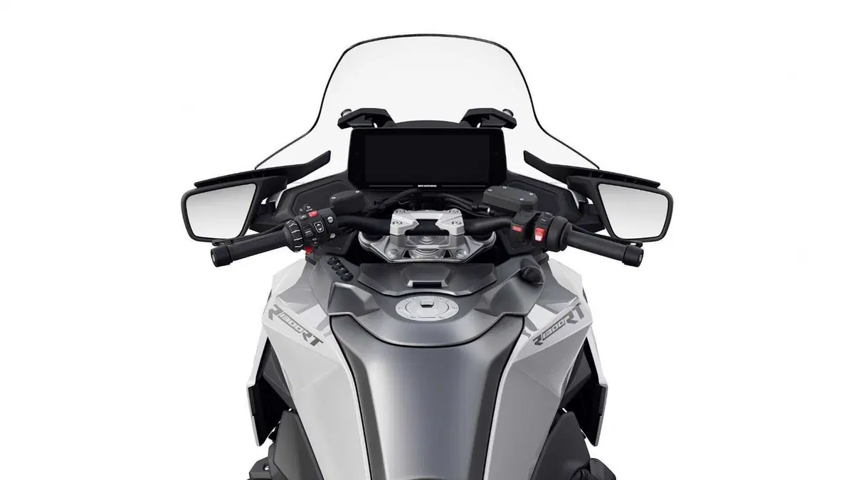 BMW R 1300 RT 2026: caratteristiche tecniche e prezzo. La più tecnologica di sempre [GALLERY] (9)