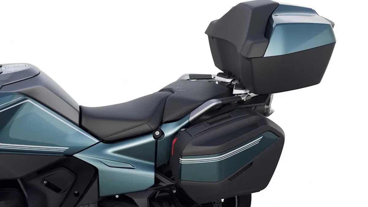 BMW R 1300 RT 2026: caratteristiche tecniche e prezzo. La più tecnologica di sempre [GALLERY] (16)
