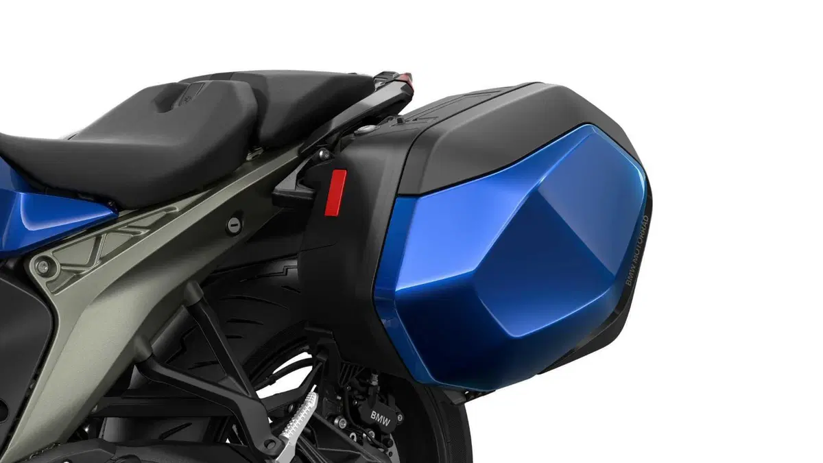 BMW R 1300 RS 2026: scheda tecnica e prezzo dell'attesissima sport tourer [GALLERY] (18)