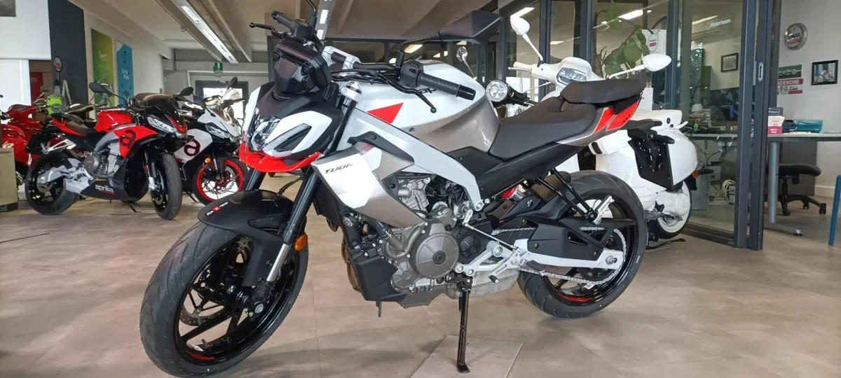 Aprilia Tuono 457 (2025 - 26) (3)