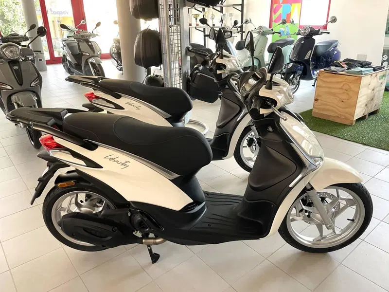 Piaggio Liberty 125 S (2025 - 26) (2)