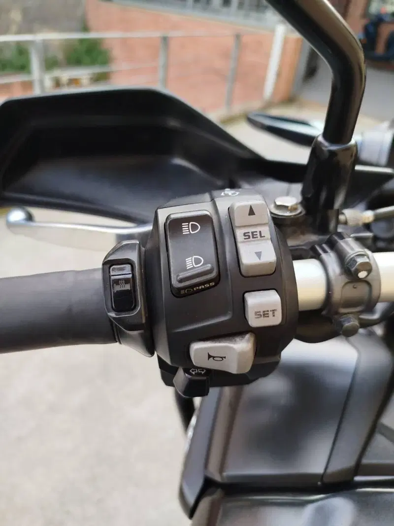 Honda Africa Twin CRF 1000L ABS Travel Edition (2016 - 17) (7)