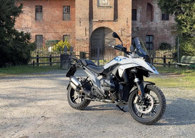 BMW R 1300 GS: sicuro di conoscerla (così) bene? La nostra videoscheda tecnica [VIDEO]