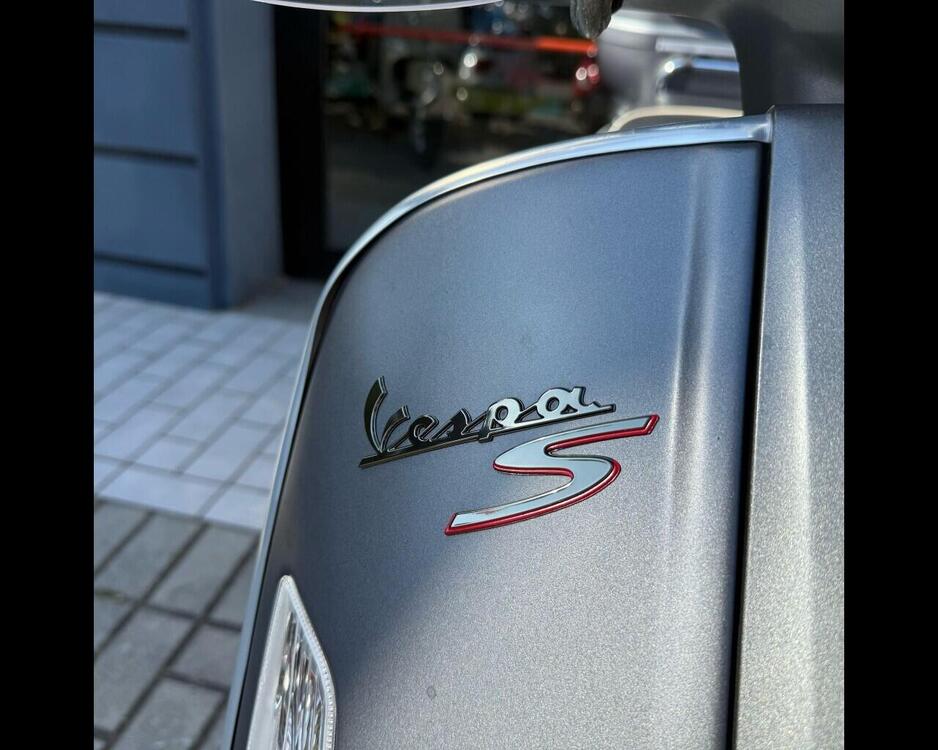 Vespa GTS 300 Super Sport ABS (2010 - 16) (3)