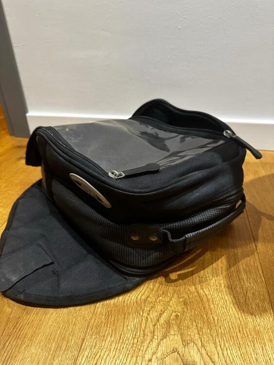 Borsa magnetica da serbatoio Givi (3)