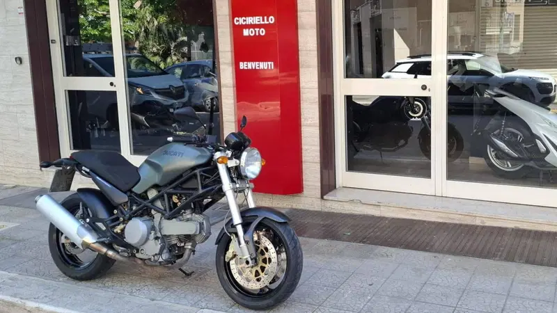 Ducati Monster 600 (1994 - 02) (10)