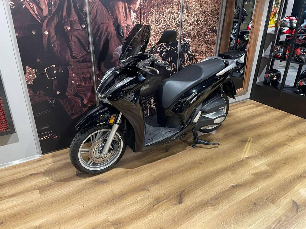 Honda SH 350 (2021 - 24) (3)