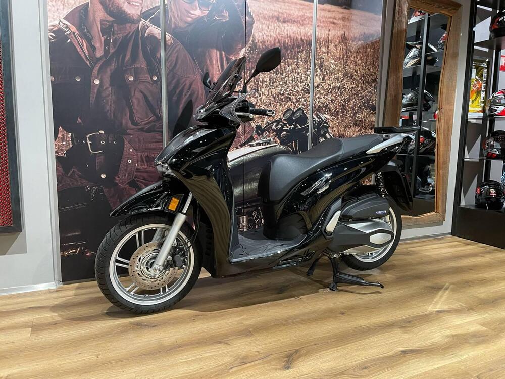 Honda SH 350 (2021 - 24) (4)