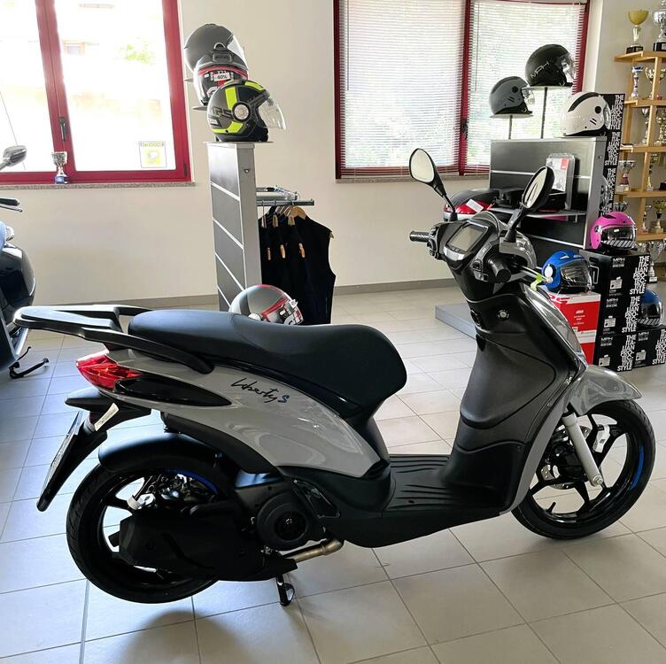 Piaggio Liberty 150 (2025) (5)