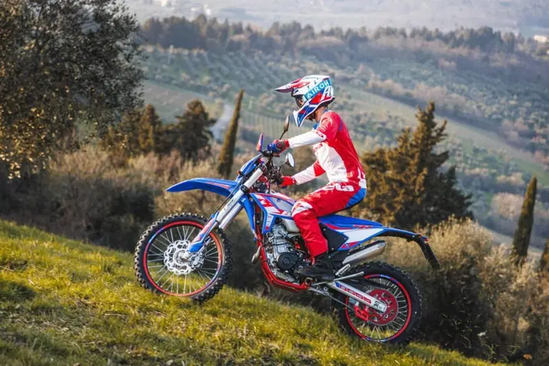 Betamotor RR 125 4T Enduro R (2024 - 26) (7)