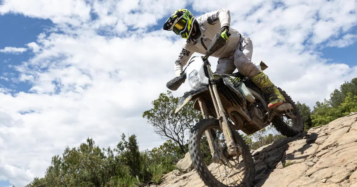 TEST: Abbiamo provato le primissime Triumph da ENDURO: vanno bene come le gemelle da MX!? [VIDEO]