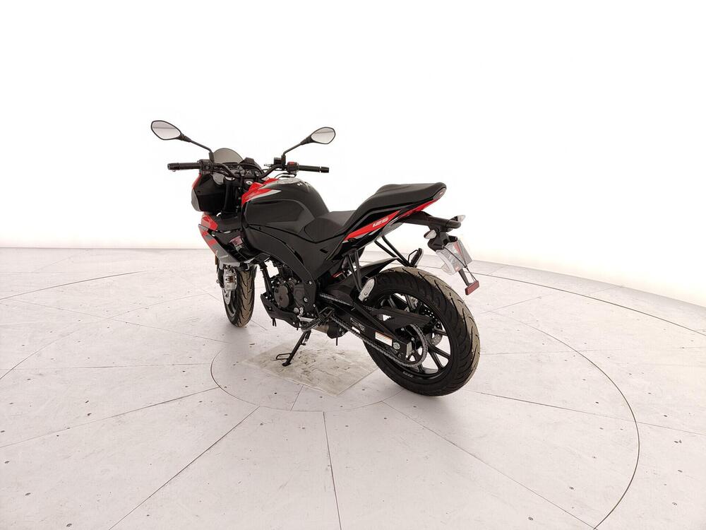 Aprilia Tuono 125 (2025) (3)