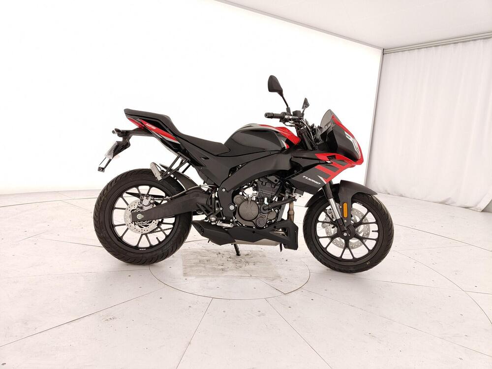 Aprilia Tuono 125 (2025) (5)