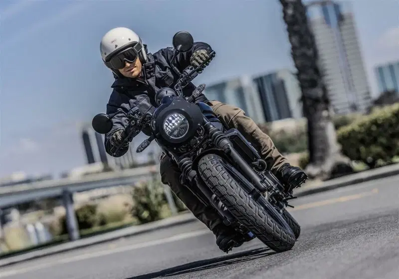 Kawasaki Eliminator 500 SE (2024 - 26) (4)