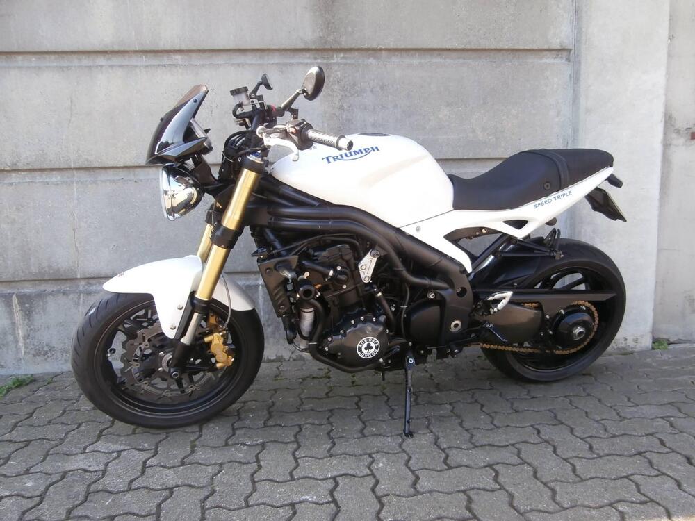 Triumph Speed Triple 1050 (2005 - 11)