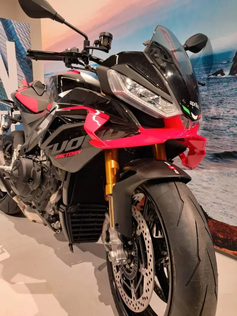 Aprilia Tuono V4 Factory (2025 - 26) (5)