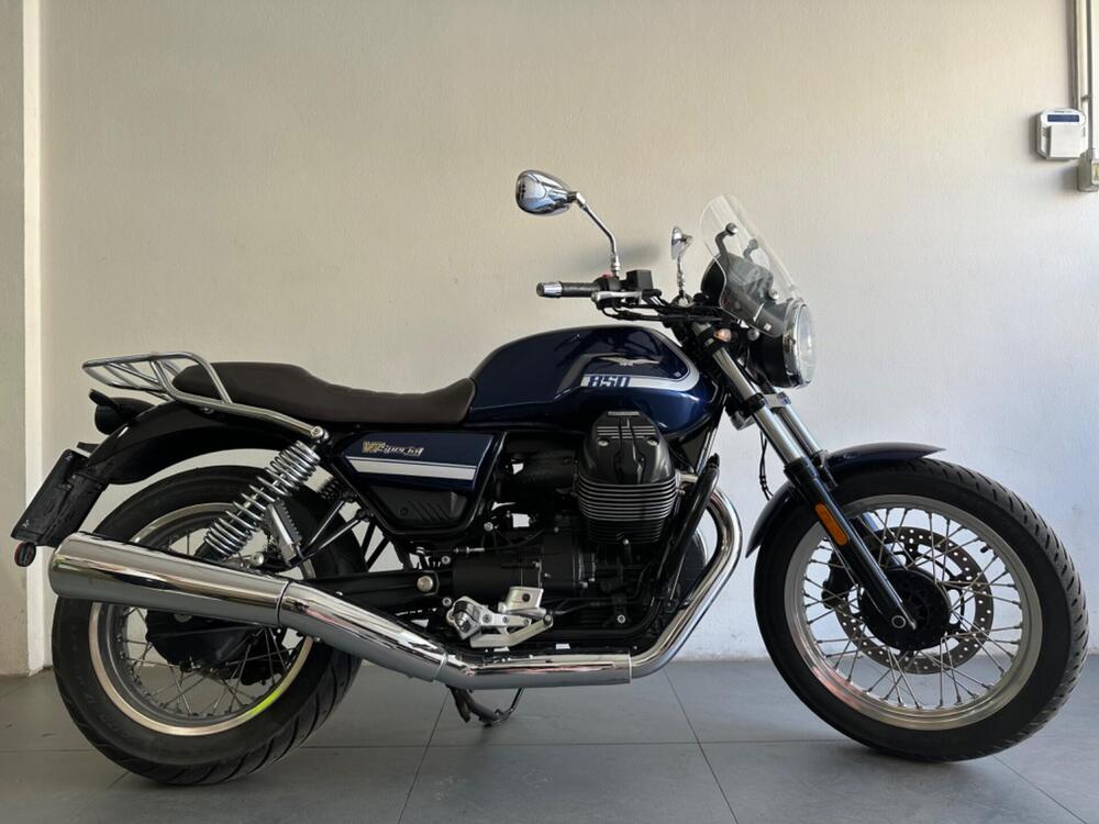 Moto Guzzi V7 Special (2021 - 24)