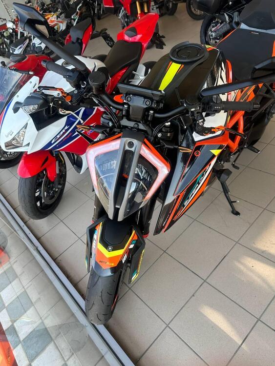 KTM 1290 Super Duke R (2020)