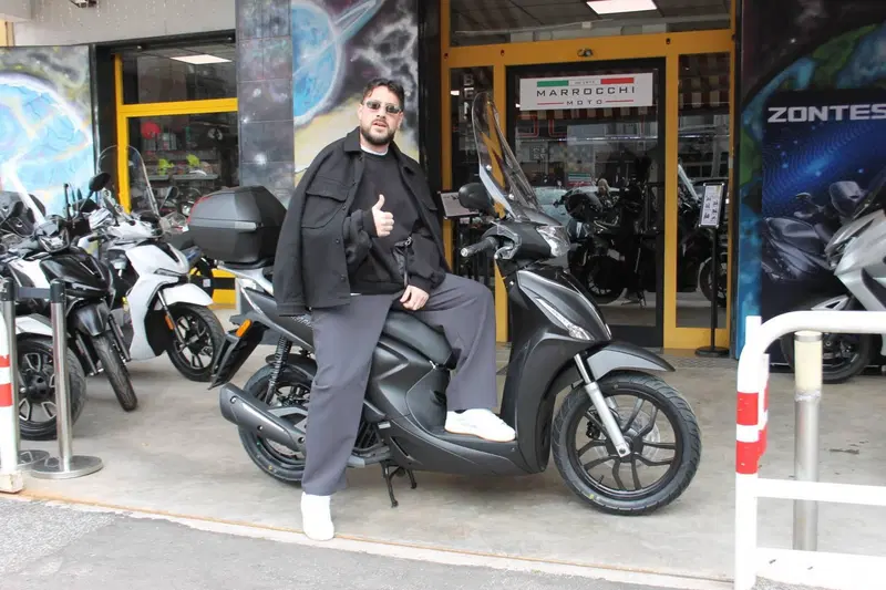 Kymco People 125i S (2021 - 25) (4)